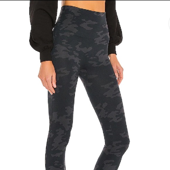 Spanx Camu Leggings - Picture 2 of 6